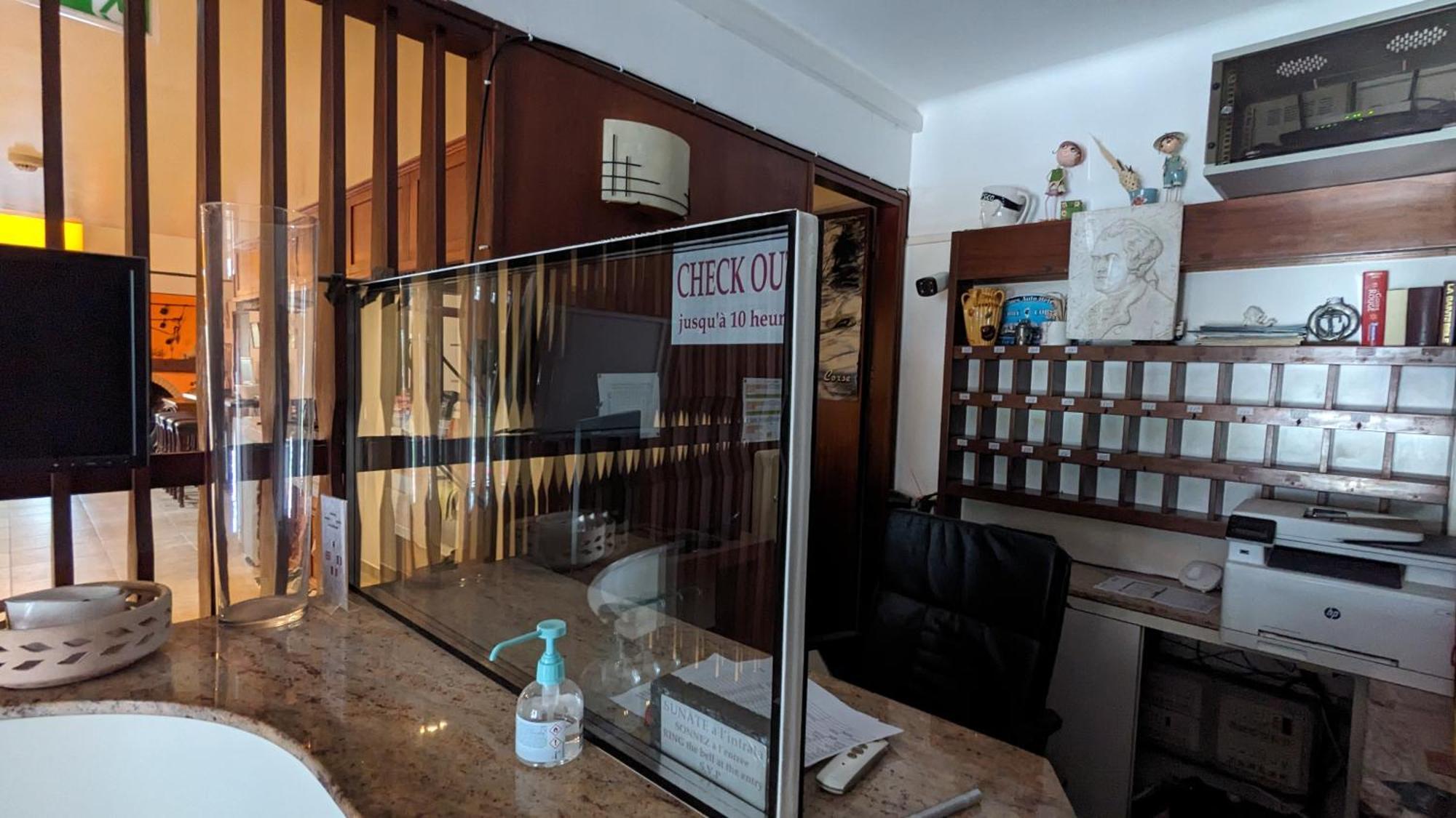 Le Porto T3 55M2 Vue Mer Immeuble Traditionnel En Pierre De Taille Avec Prestations Exceptionnelles Barbecue Ordinateur Videosurveillance Terrasse Panoramique Εξωτερικό φωτογραφία